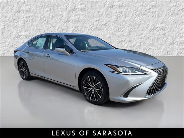 2025 Lexus ES 350's photo