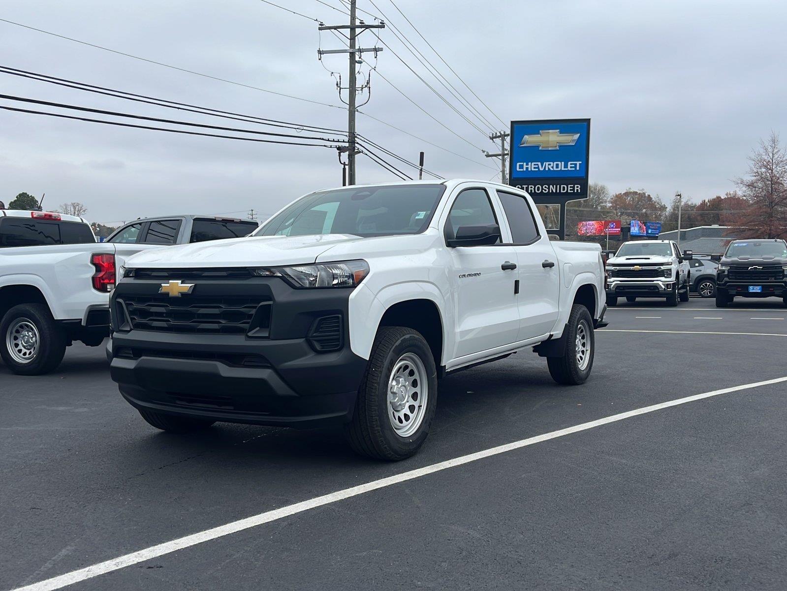 2026 Chevrolet Colorado Work Truck's photo
