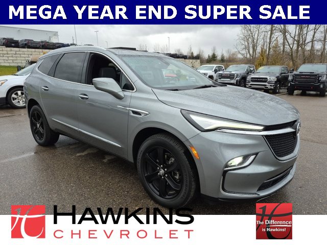 2023 Buick Enclave Essence's photo