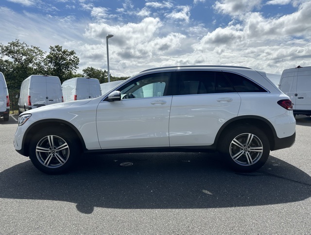 2022 Mercedes Benz GLC 300 4MATIC photo 4