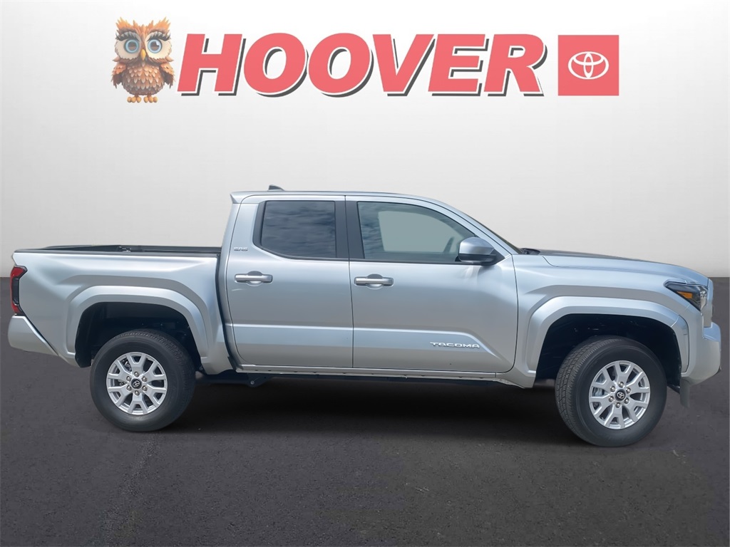 2024 Toyota Tacoma SR5 photo 2