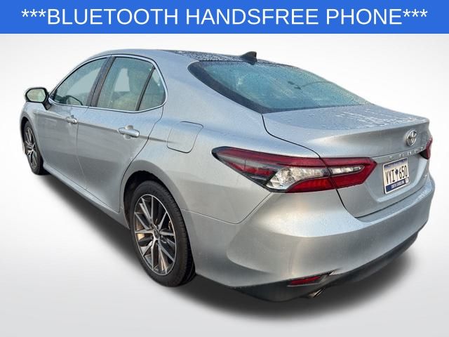 2023 Toyota Camry XLE photo 3