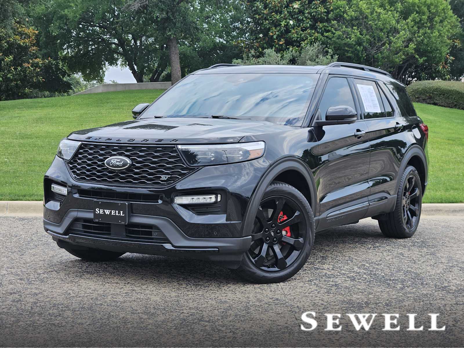 2023 Ford Explorer ST