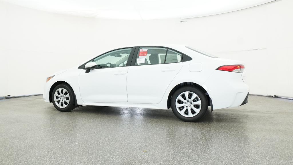 2025 Toyota Corolla LE photo 11