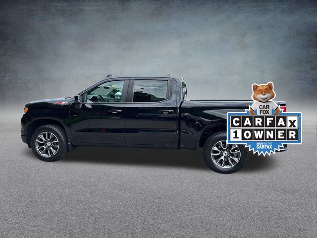 2022 Chevrolet Silverado 1500 RST photo 2