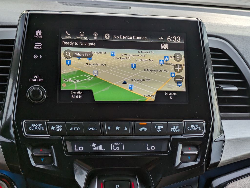 2022 Honda Odyssey Touring photo 15