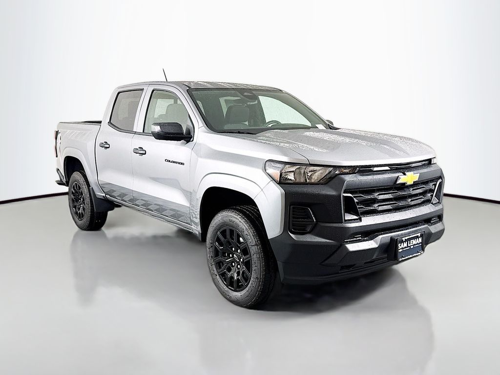 2026 Chevrolet Colorado Work Truck's photo