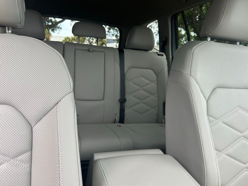 2026 Volkswagen Atlas SE photo 30