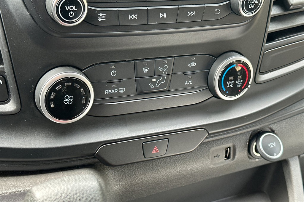 2022 Ford Transit photo 18