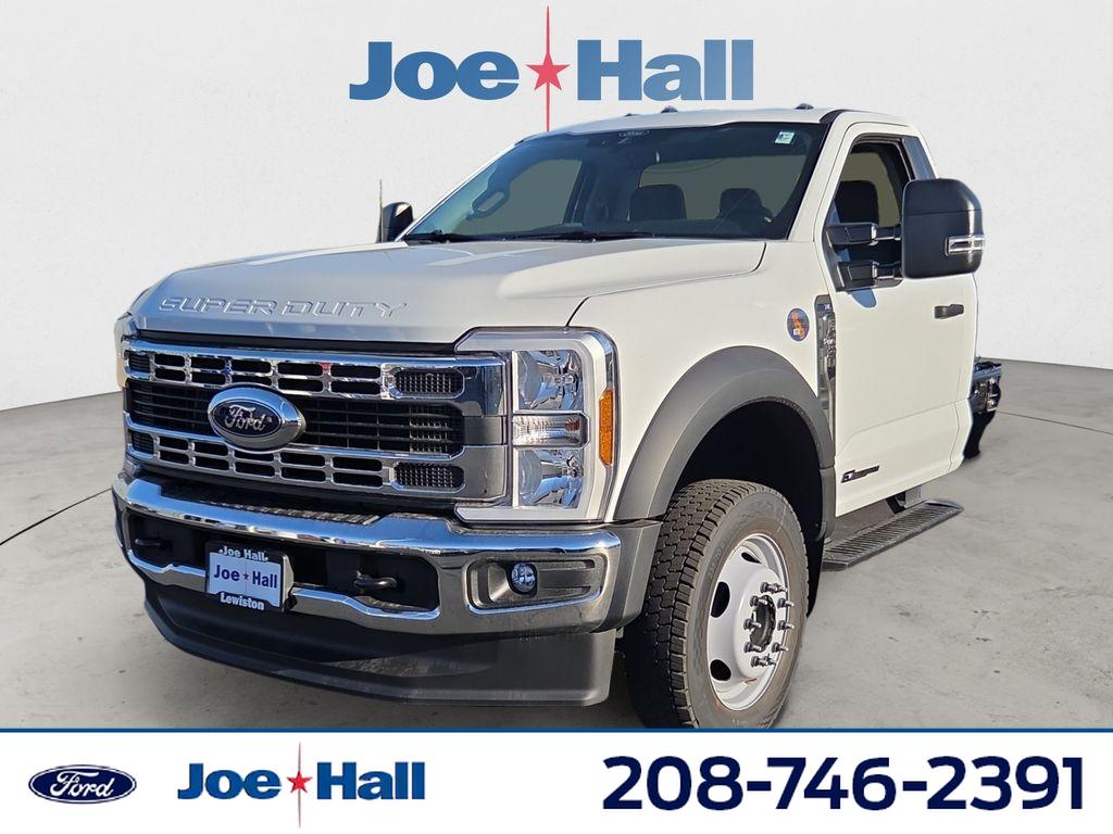 2026 Ford F-450 Super Duty Chassis Cab XL's photo