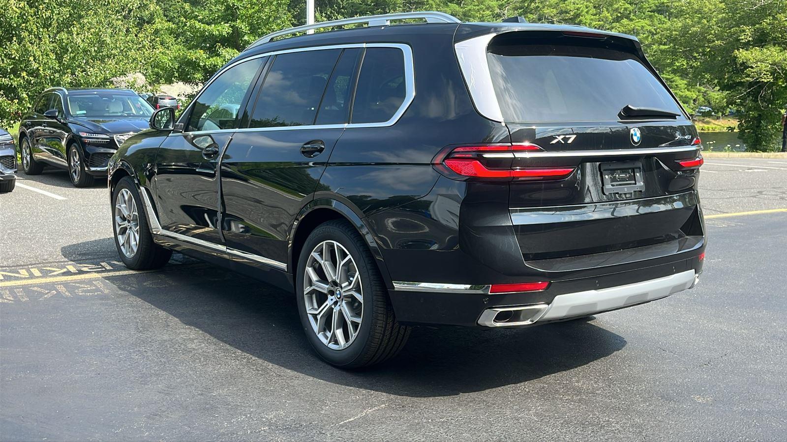New 2026 Black Sapphire Metallic BMW xDrive40i image 5