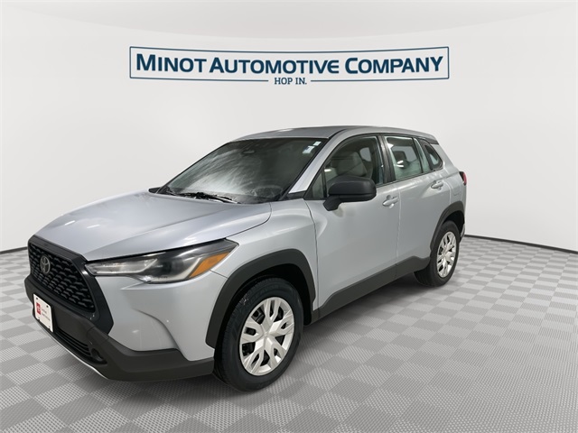 2025 Toyota Corolla Cross L photo 4