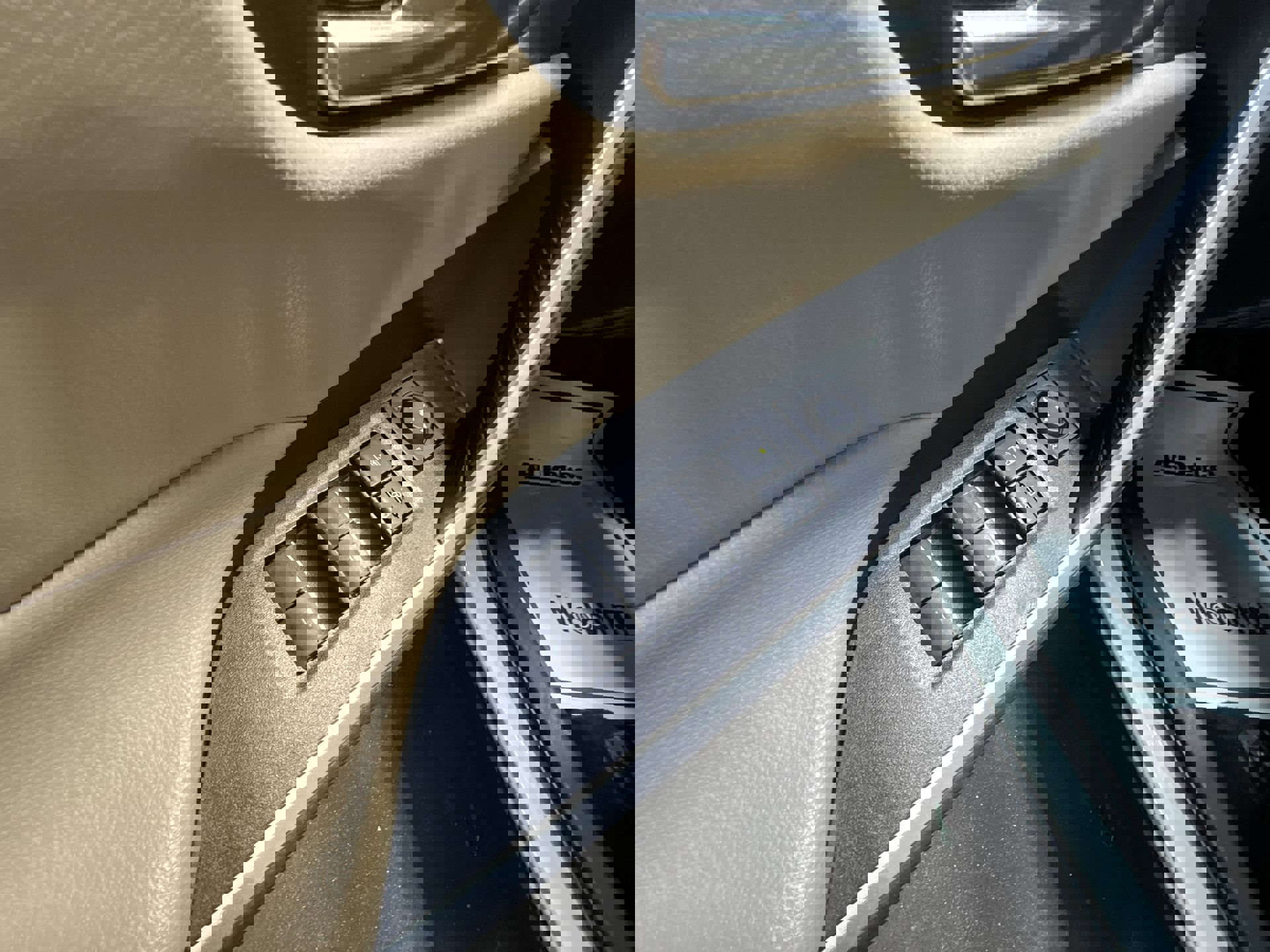 2022 Toyota RAV4 Hybrid XLE photo 20
