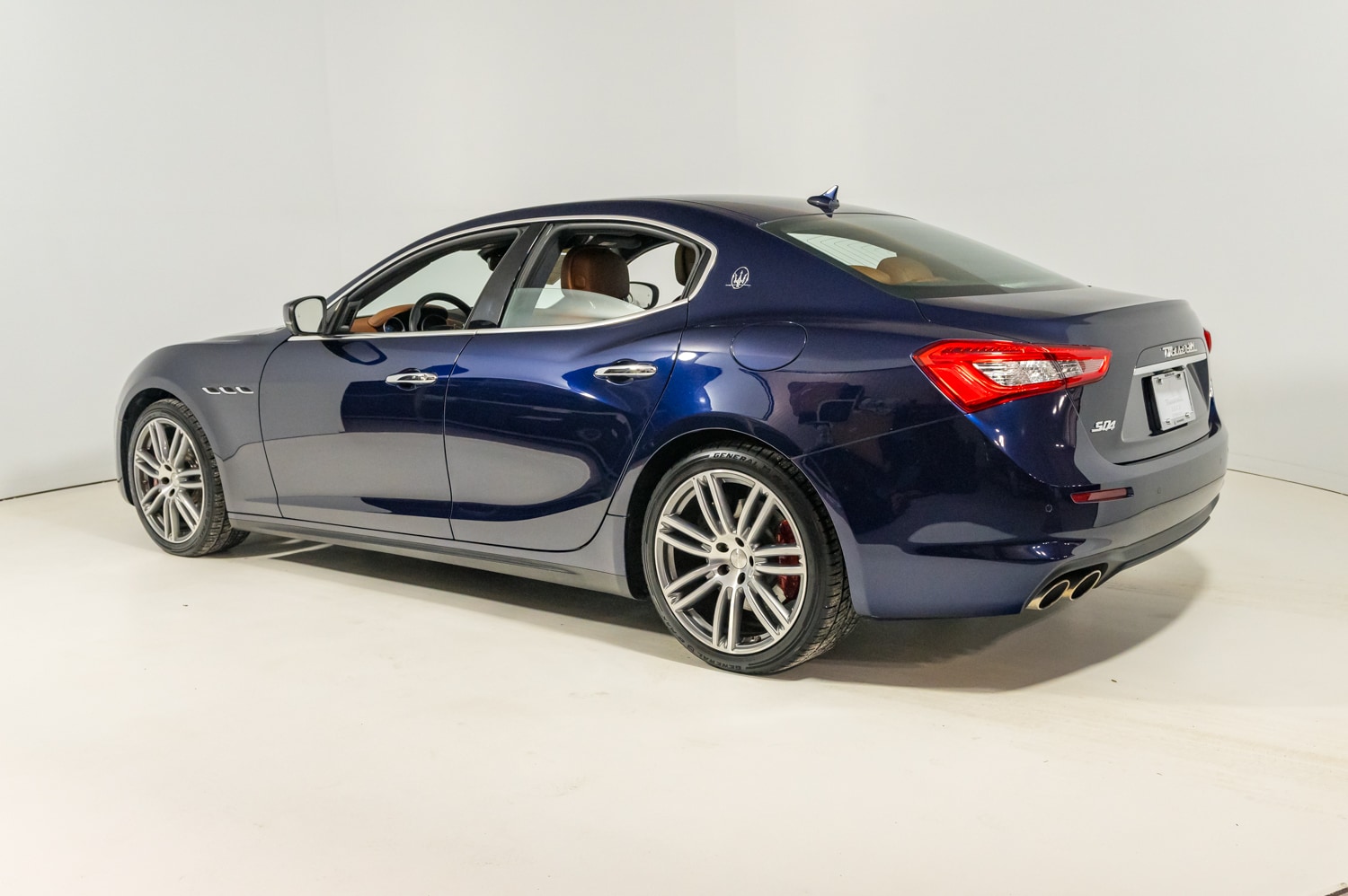 2020 Maserati Ghibli S Q4 photo 5