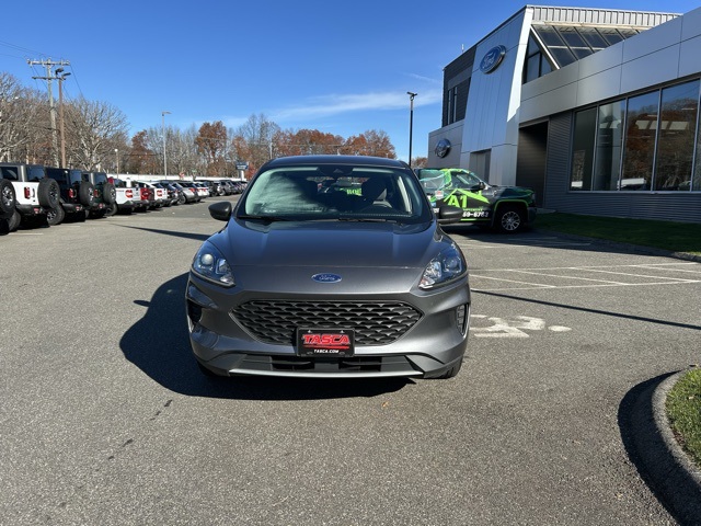 2022 Ford Escape S photo 2
