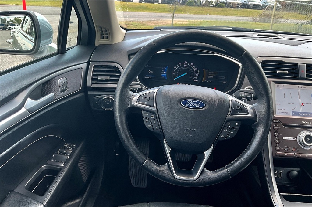 2020 Ford Fusion Titanium photo 8