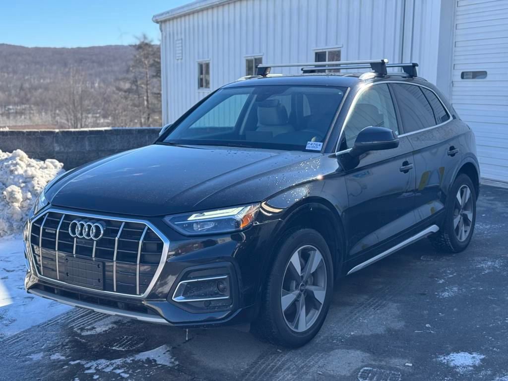 2022 Audi Q5 Premium Plus's photo