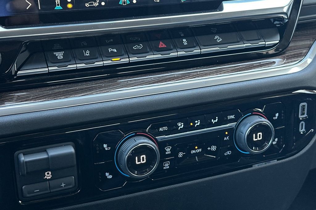 2026 Chevrolet Silverado 2500HD LT photo 22