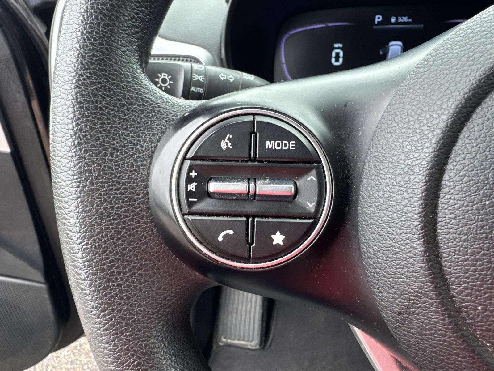 2023 Kia Soul LX photo 21
