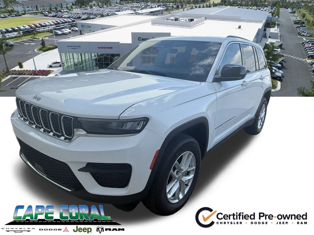 2025 Jeep Grand Cherokee Laredo's photo