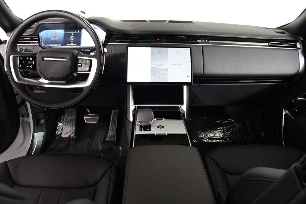 2025 Land Rover Range Rover SE photo 31