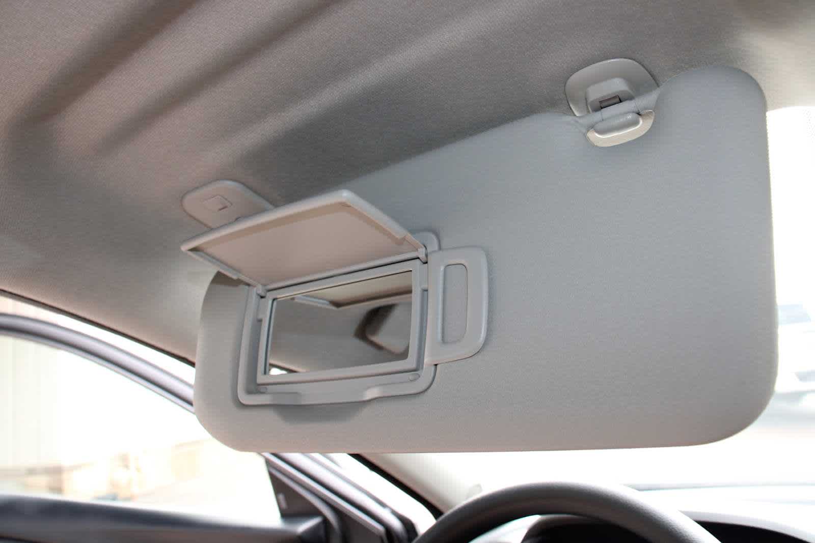2025 Nissan Sentra SV photo 29