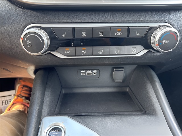 2020 Nissan Altima 2.5 SR photo 22