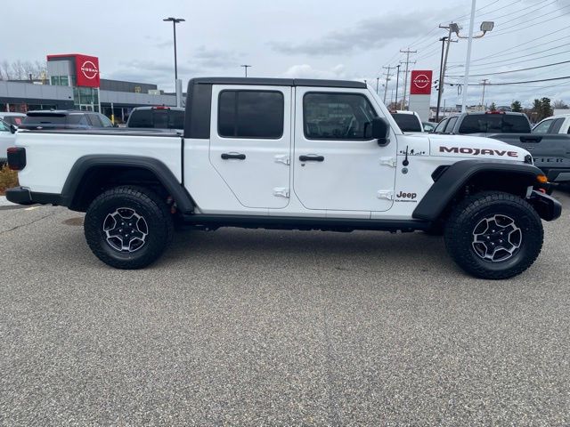 2021 Jeep Gladiator Mojave photo 2