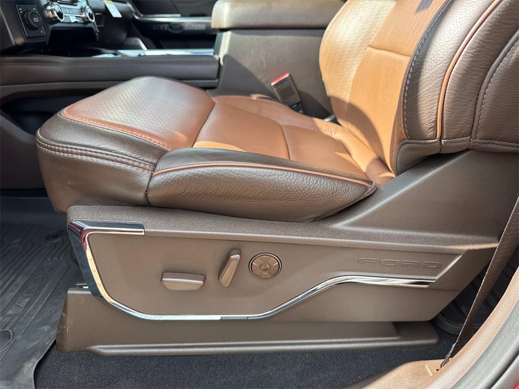 2024 Ford F-350 King Ranch photo 15