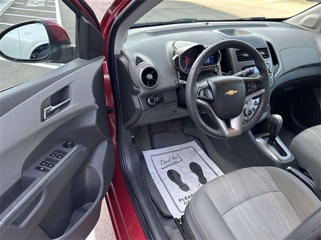 2012 Chevrolet Sonic LT photo 10