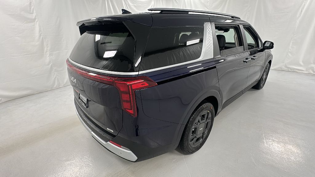 2026 Kia Carnival EX photo 3