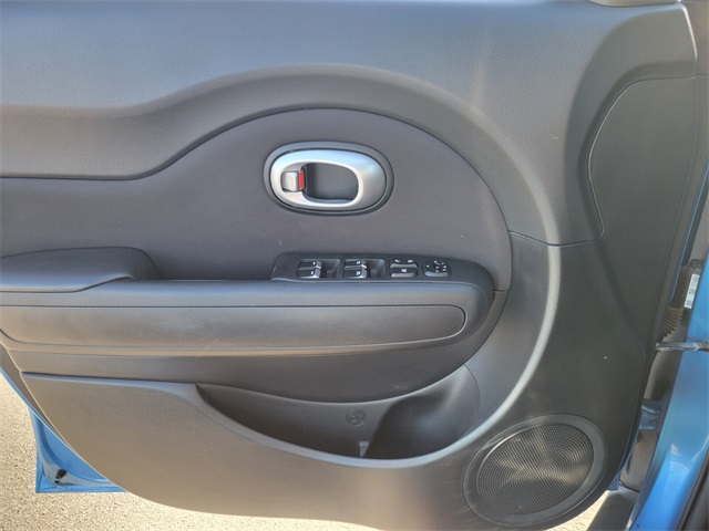 2018 Kia Soul Plus photo 16