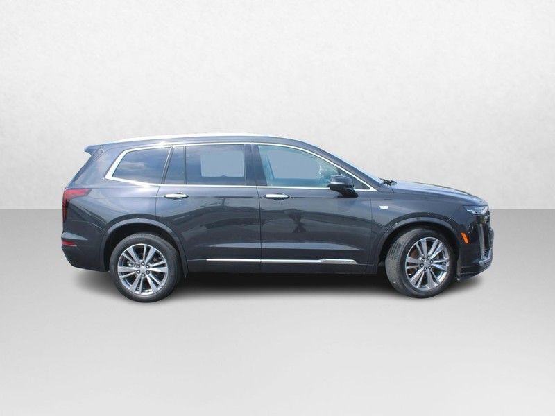 2020 Cadillac XT6 Premium Luxury photo 2