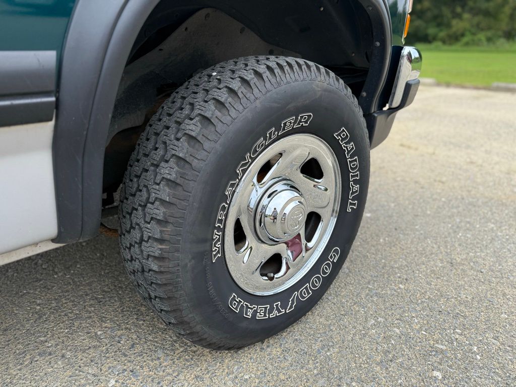 1996 Dodge Dakota Sport photo 10