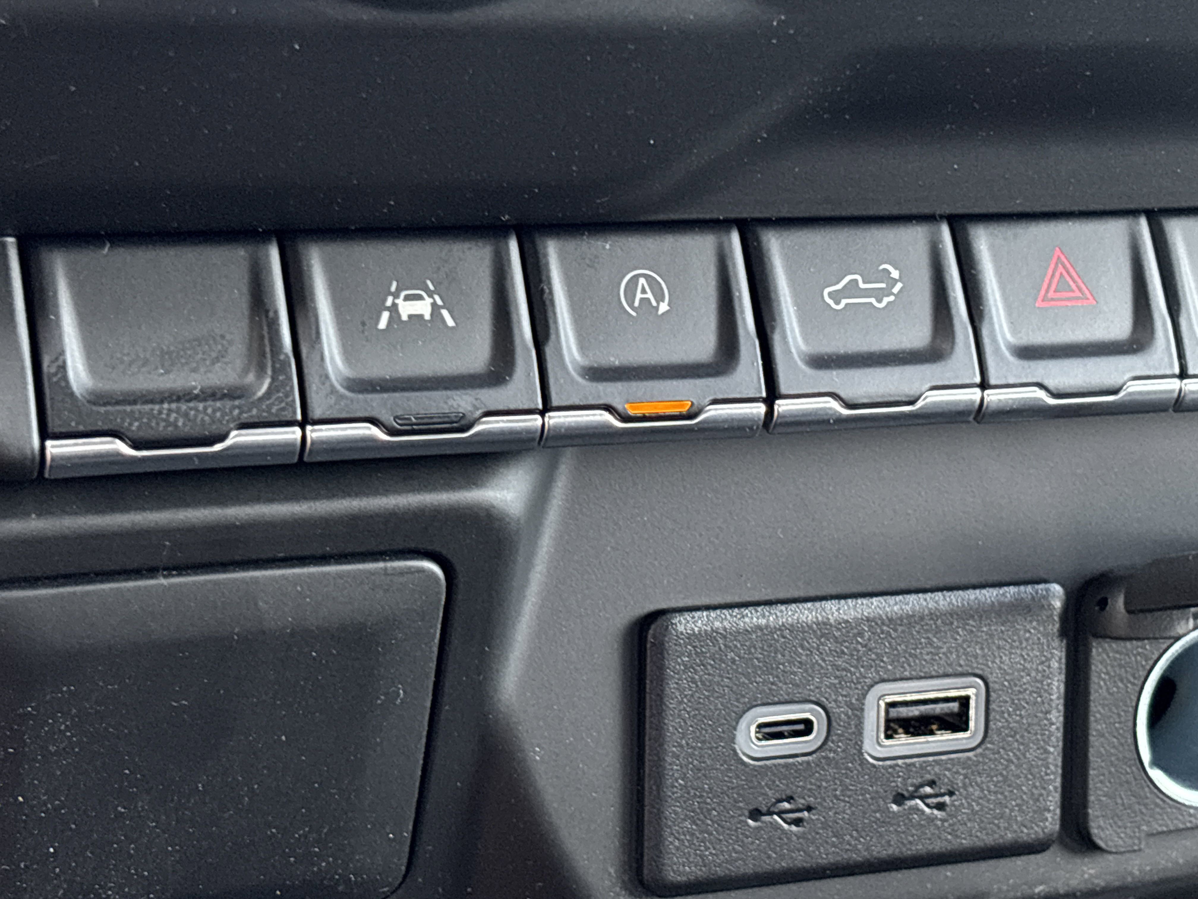 2025 Chevrolet Silverado 1500 Custom Trail Boss photo 14