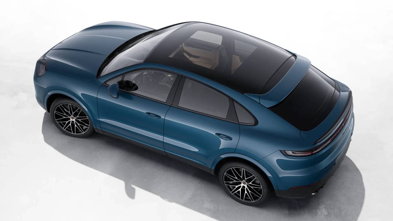 2026 Porsche Cayenne Coupe photo 4