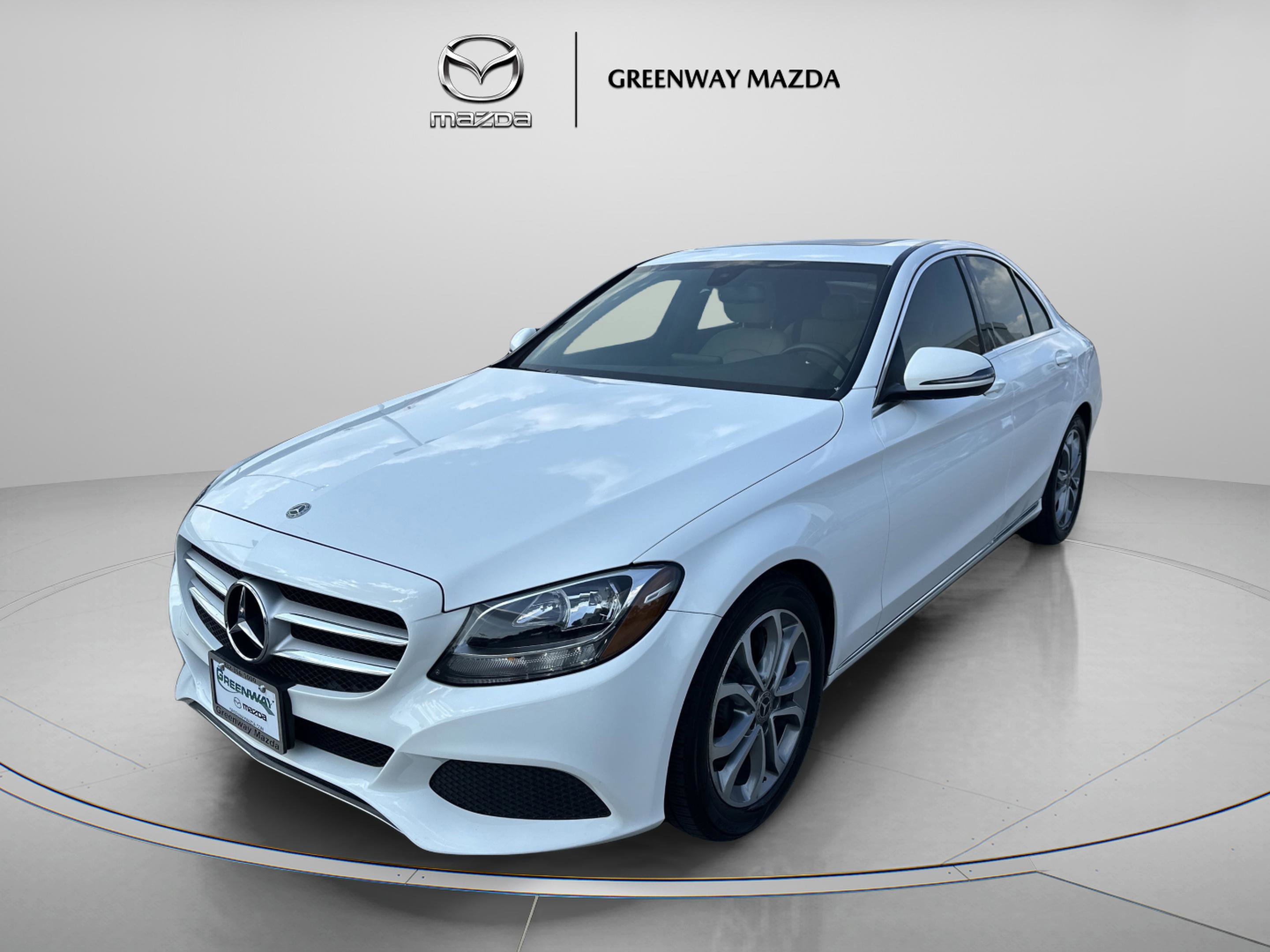 2018 Mercedes Benz C 300 photo 3