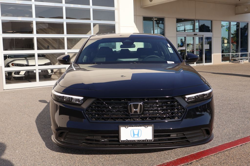 2025 Honda Accord Hybrid Sport photo 2