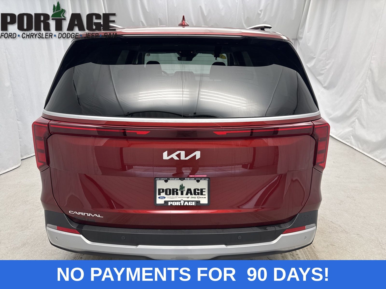 2025 Kia Carnival EX photo 2