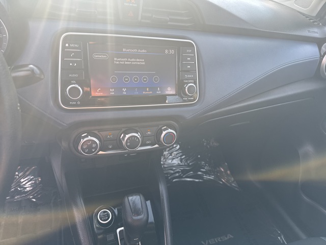 2023 Nissan Versa 1.6 SV photo 16