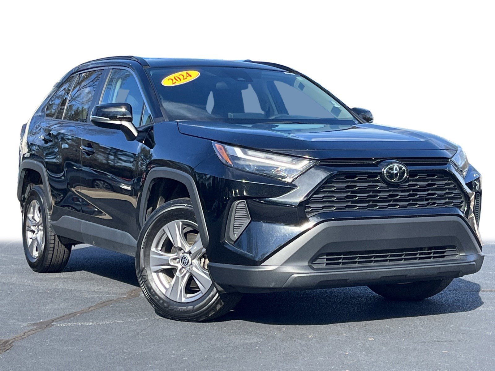 Used 2024 Toyota RAV4 XLE with VIN 2T3W1RFV1RW303778 for sale in Northfield, Minnesota