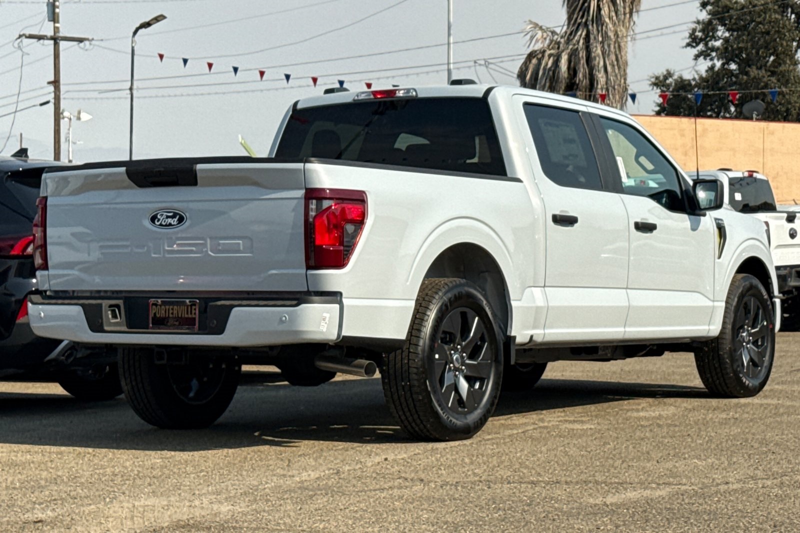 2025 Ford F-150 STX photo 4