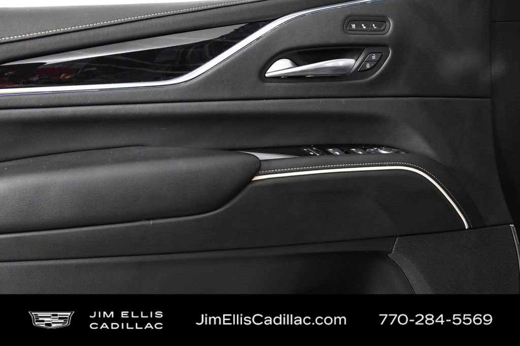 2024 Cadillac Escalade Sport photo 4