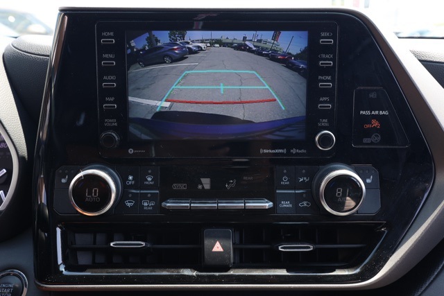 2022 Toyota Highlander XLE photo 27