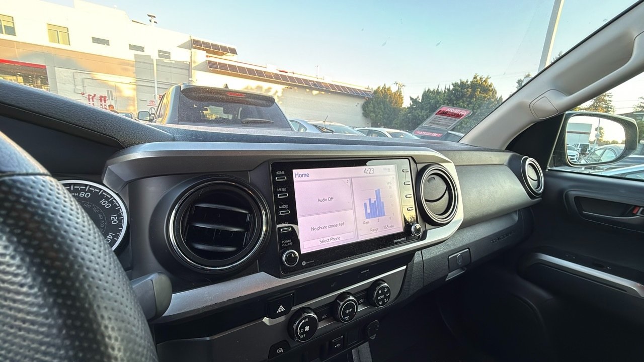 2020 Toyota Tacoma SR5 photo 4