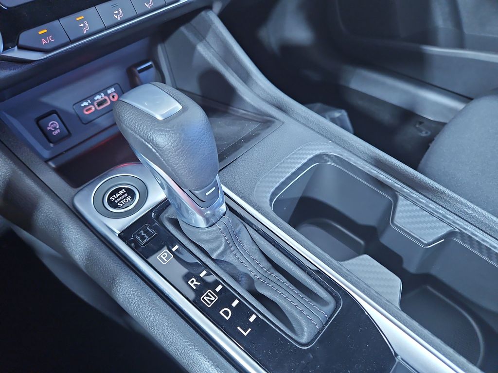 2025 Nissan Sentra SV photo 21