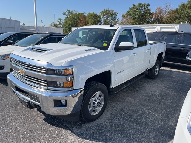 2018 Chevrolet Silverado 2500HD LT photo 3