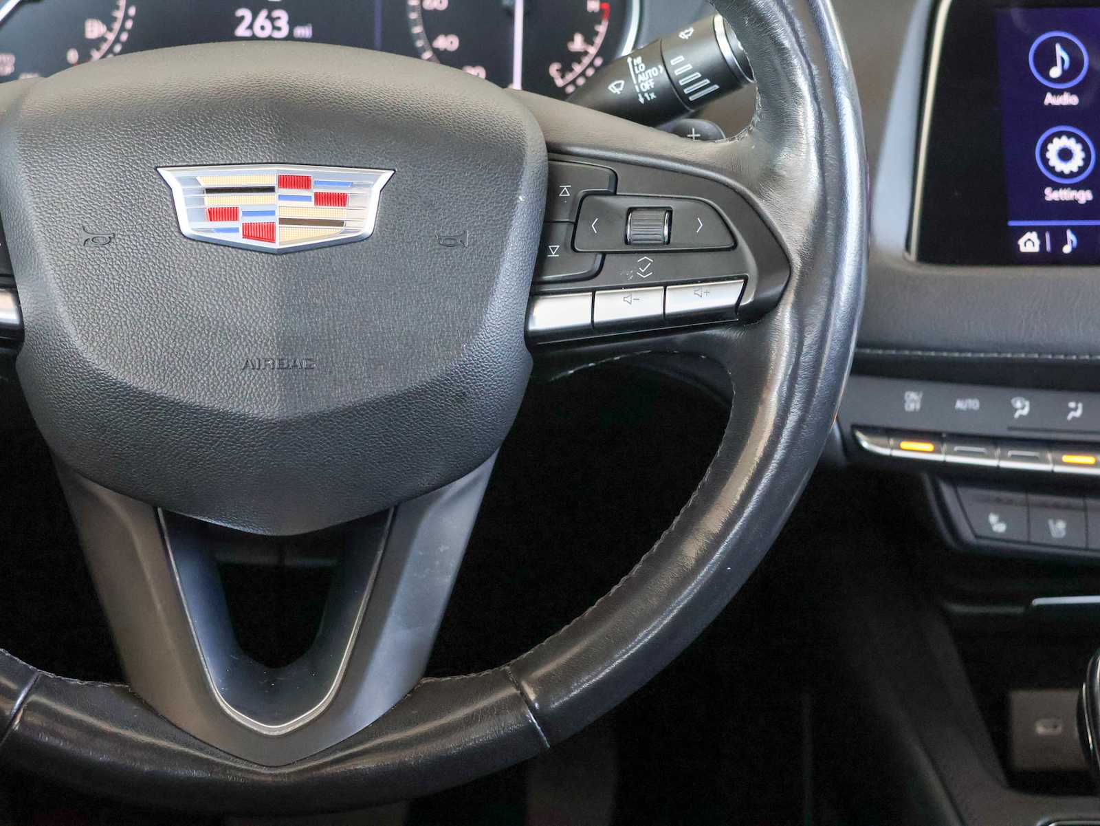 2023 Cadillac XT4 Premium Luxury photo 16