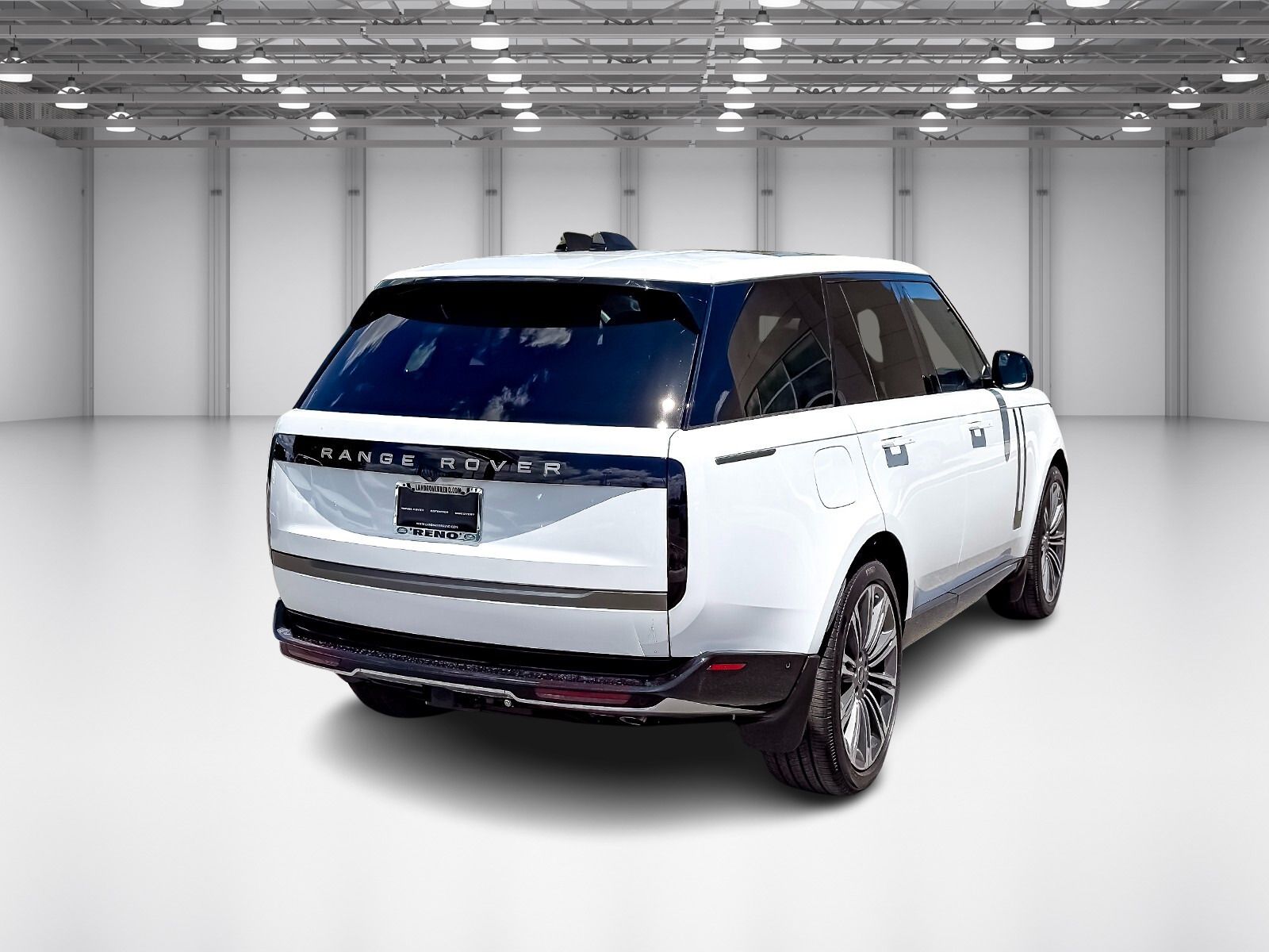 2025 Land Rover Range Rover SE photo 5