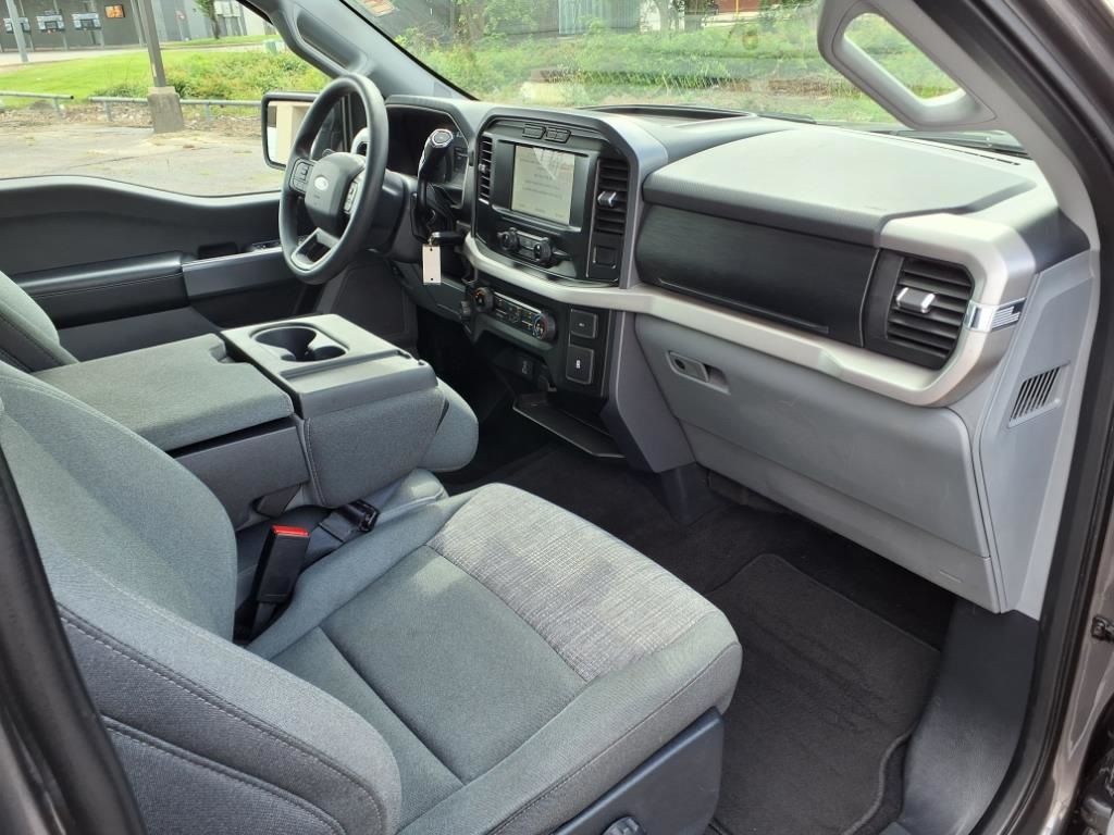 2023 Ford F-150 XLT photo 13